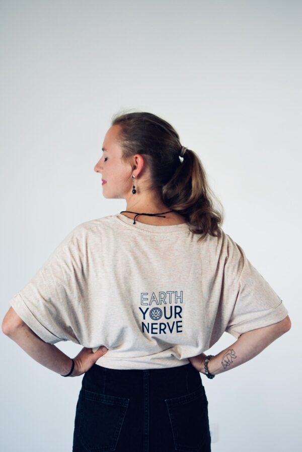 Earth – T-Shirt Oversized – Women – Bild 4